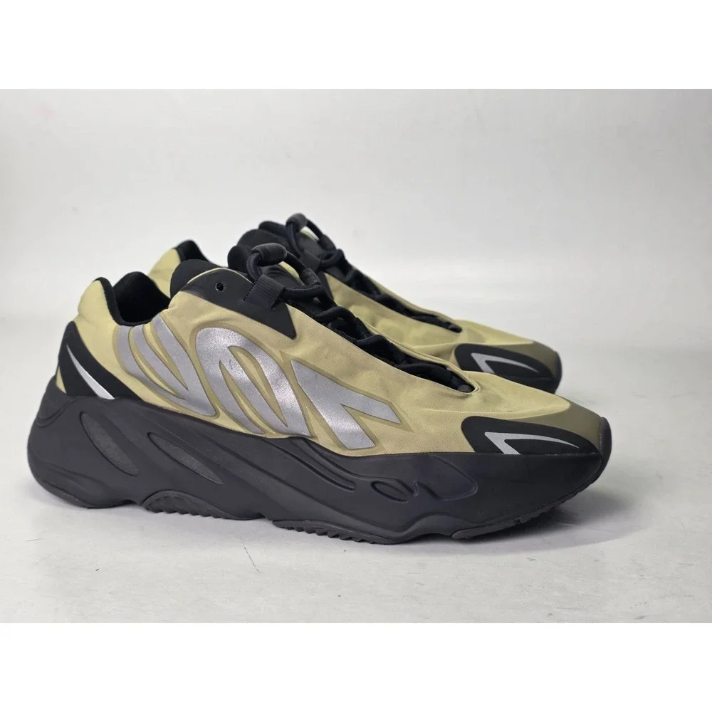 Adidas Yeezy 700‎ MNVN Men's Sneakers Size 8 Green Black Resin Boost Shoes